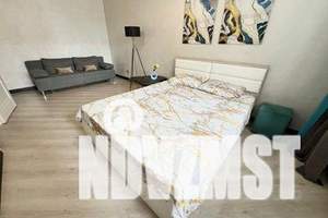 1-к квартира, посуточно, 42м2, 2/10 этаж