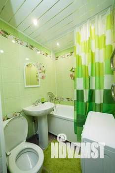 2-к квартира, посуточно, 50м2, 1/1 этаж