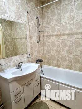 1-к квартира, посуточно, 49м2, 1/1 этаж