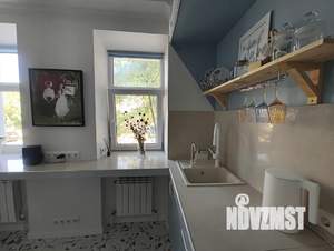 2-к квартира, посуточно, 40м2, 1/2 этаж