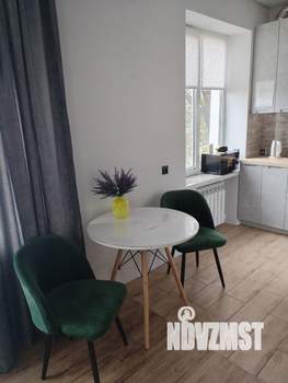 Студия квартира, посуточно, 35м2, 2/4 этаж