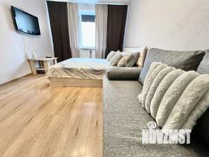 1-к квартира, посуточно, 43м2, 5/5 этаж