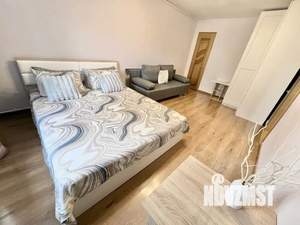 1-к квартира, посуточно, 43м2, 5/5 этаж