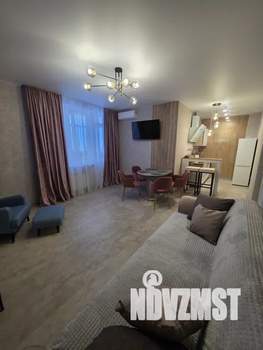 1-к квартира, посуточно, 52м2, 1/3 этаж