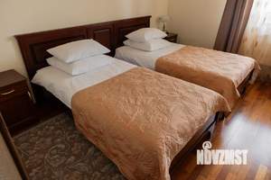 3-к квартира, посуточно, 82м2, 1/1 этаж