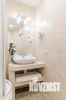 1-к квартира, посуточно, 42м2, 1/1 этаж