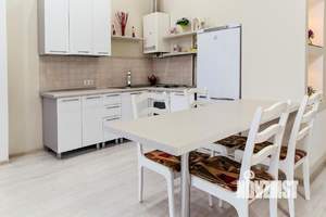 1-к квартира, посуточно, 44м2, 1/1 этаж