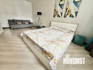 1-к квартира, посуточно, 42м2, 3/10 этаж