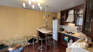 2-к квартира, посуточно, 61м2, 1/10 этаж