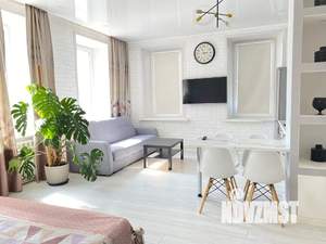 Студия квартира, посуточно, 40м2, 2/2 этаж