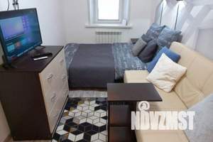1-к квартира, посуточно, 33м2, 1/2 этаж