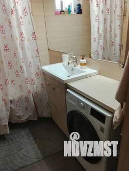 1-к квартира, посуточно, 40м2, 1/2 этаж