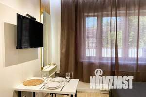 1-к квартира, посуточно, 17м2, 1/2 этаж