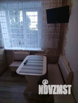 1-к квартира, посуточно, 47м2, 1/1 этаж