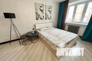 1-к квартира, посуточно, 42м2, 2/10 этаж