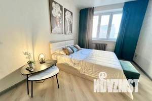 1-к квартира, посуточно, 47м2, 2/10 этаж