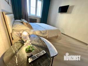 1-к квартира, посуточно, 47м2, 2/10 этаж