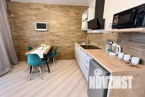 1-к квартира, посуточно, 47м2, 2/10 этаж