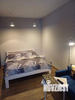 1-к квартира, посуточно, 38м2, 1/2 этаж