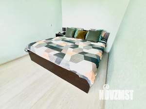 1-к квартира, посуточно, 44м2, 8/14 этаж