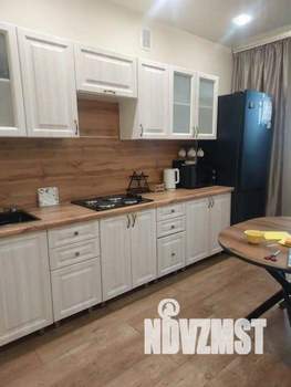 2-к квартира, посуточно, 54м2, 1/1 этаж