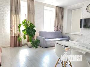 Студия квартира, посуточно, 40м2, 2/2 этаж