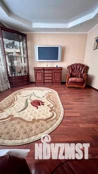 2-к квартира, посуточно, 58м2, 1/10 этаж