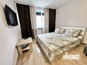 1-к квартира, посуточно, 43м2, 5/5 этаж