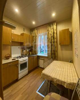 2-к квартира, вторичка, 50м2, 1/2 этаж