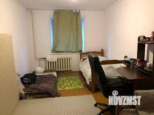 2-к квартира, вторичка, 60м2, 1/10 этаж