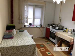 2-к квартира, вторичка, 60м2, 1/10 этаж