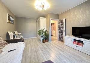 1-к квартира, вторичка, 42м2, 8/10 этаж