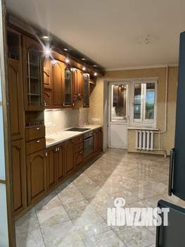 3-к квартира, вторичка, 101м2, 1/5 этаж