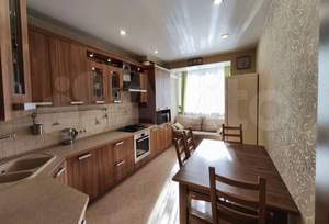 3-к квартира, вторичка, 93м2, 1/6 этаж