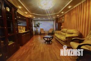 3-к квартира, вторичка, 101м2, 1/6 этаж