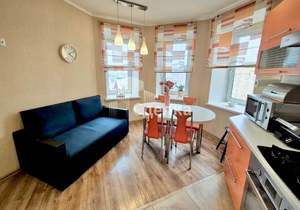 2-к квартира, вторичка, 64м2, 9/9 этаж