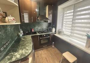 3-к квартира, вторичка, 60м2, 1/2 этаж