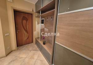 2-к квартира, вторичка, 64м2, 9/9 этаж