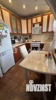 2-к квартира, вторичка, 44м2, 1/4 этаж