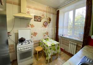 4-к квартира, вторичка, 80м2, 2/4 этаж