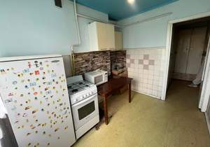2-к квартира, вторичка, 43м2, 1/9 этаж