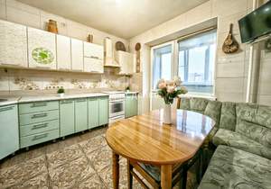 2-к квартира, вторичка, 64м2, 6/10 этаж