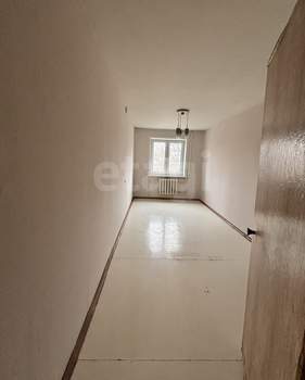 3-к квартира, вторичка, 58м2, 3/5 этаж