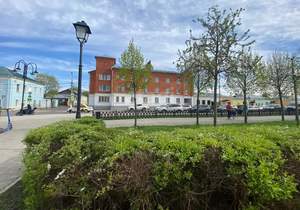 3-к квартира, вторичка, 120м2, 1/3 этаж