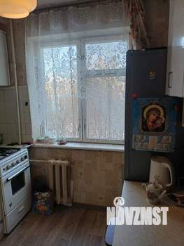 3-к квартира, вторичка, 58м2, 3/5 этаж