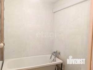 2-к квартира, вторичка, 42м2, 1/4 этаж