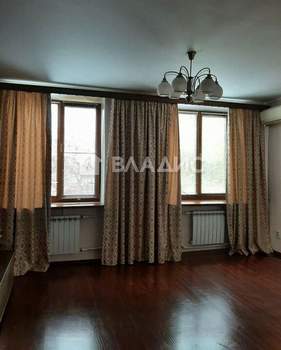 2-к квартира, вторичка, 52м2, 4/4 этаж