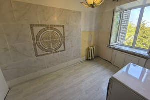 5-к квартира, вторичка, 76м2, 5/5 этаж