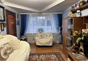 2-к квартира, вторичка, 45м2, 1/4 этаж