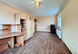 2-к квартира, вторичка, 42м2, 1/5 этаж